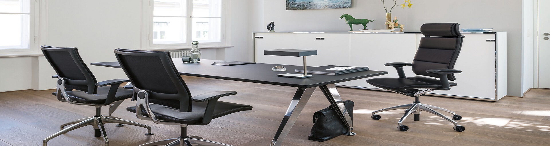 2025 - Artikelgroep-6119- Directiestoelen